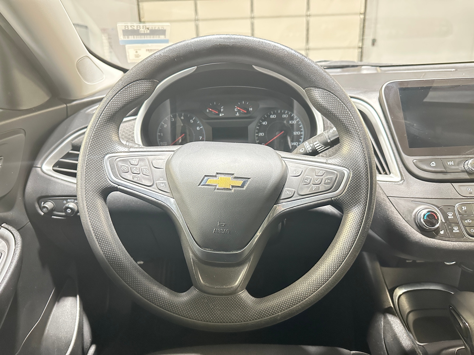 Thumbnail: 2023 Chevrolet Malibu - 5