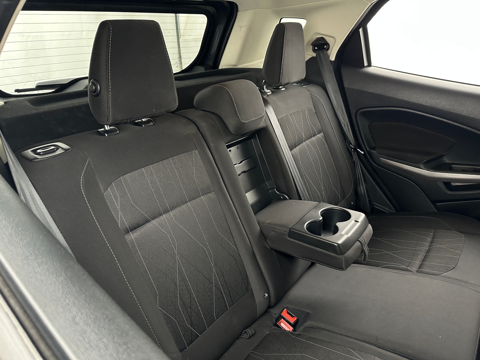Thumbnail: 2021 Ford EcoSport - 6