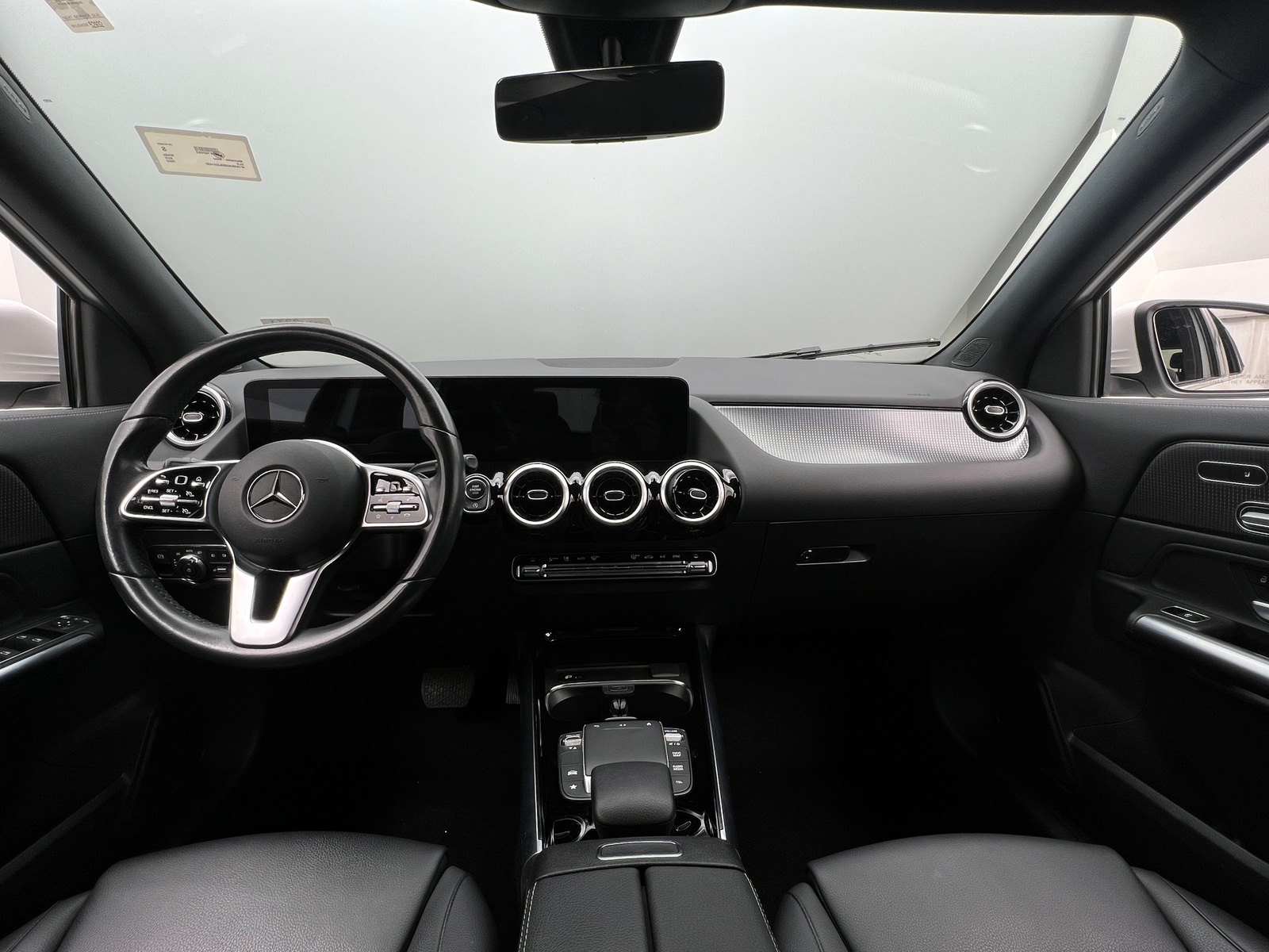 Thumbnail: 2022 Mercedes-Benz GLA - 2