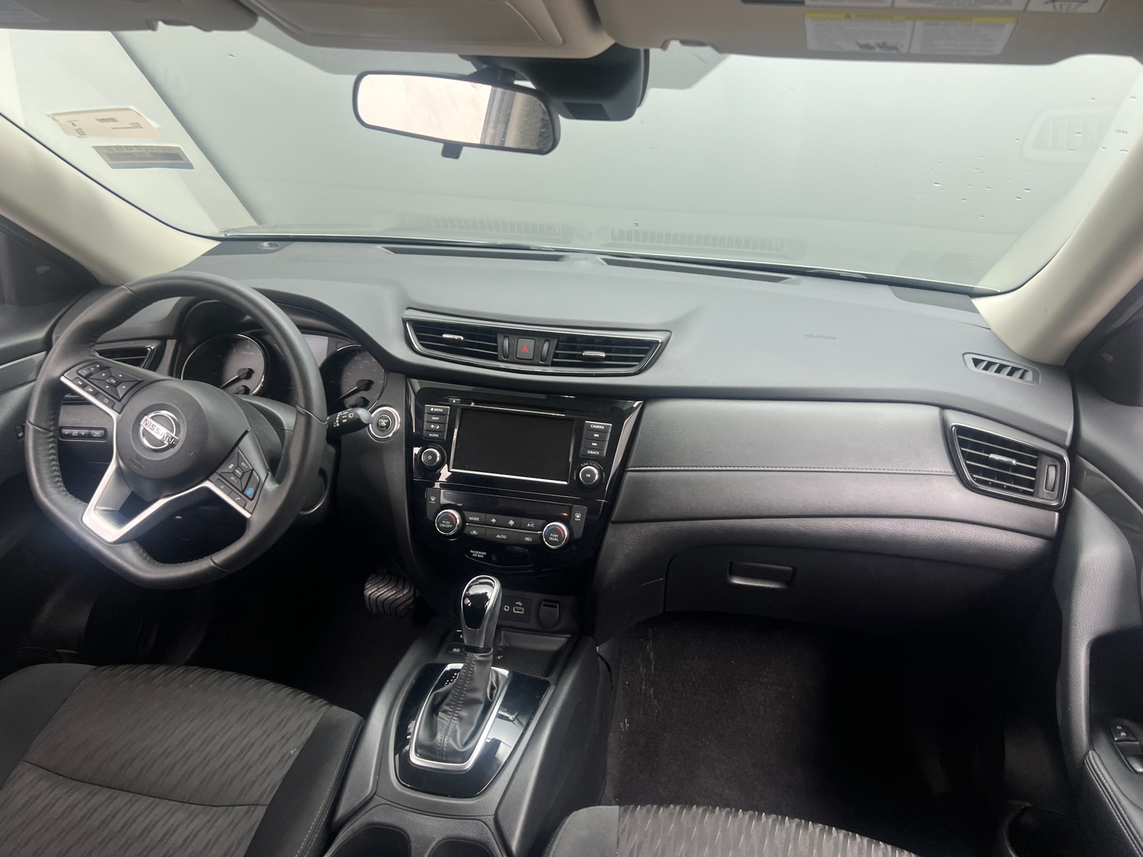 Thumbnail: 2020 Nissan Rogue - 3
