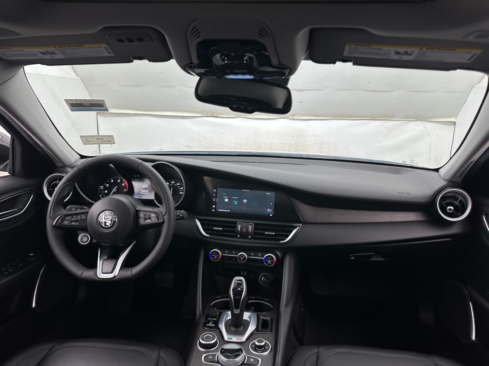 Thumbnail: 2021 Alfa Romeo Giulia - 2