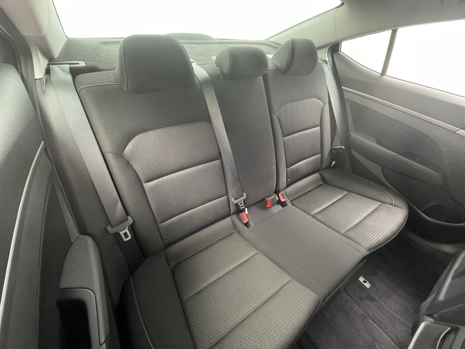 Thumbnail: 2017 Hyundai Elantra - 6