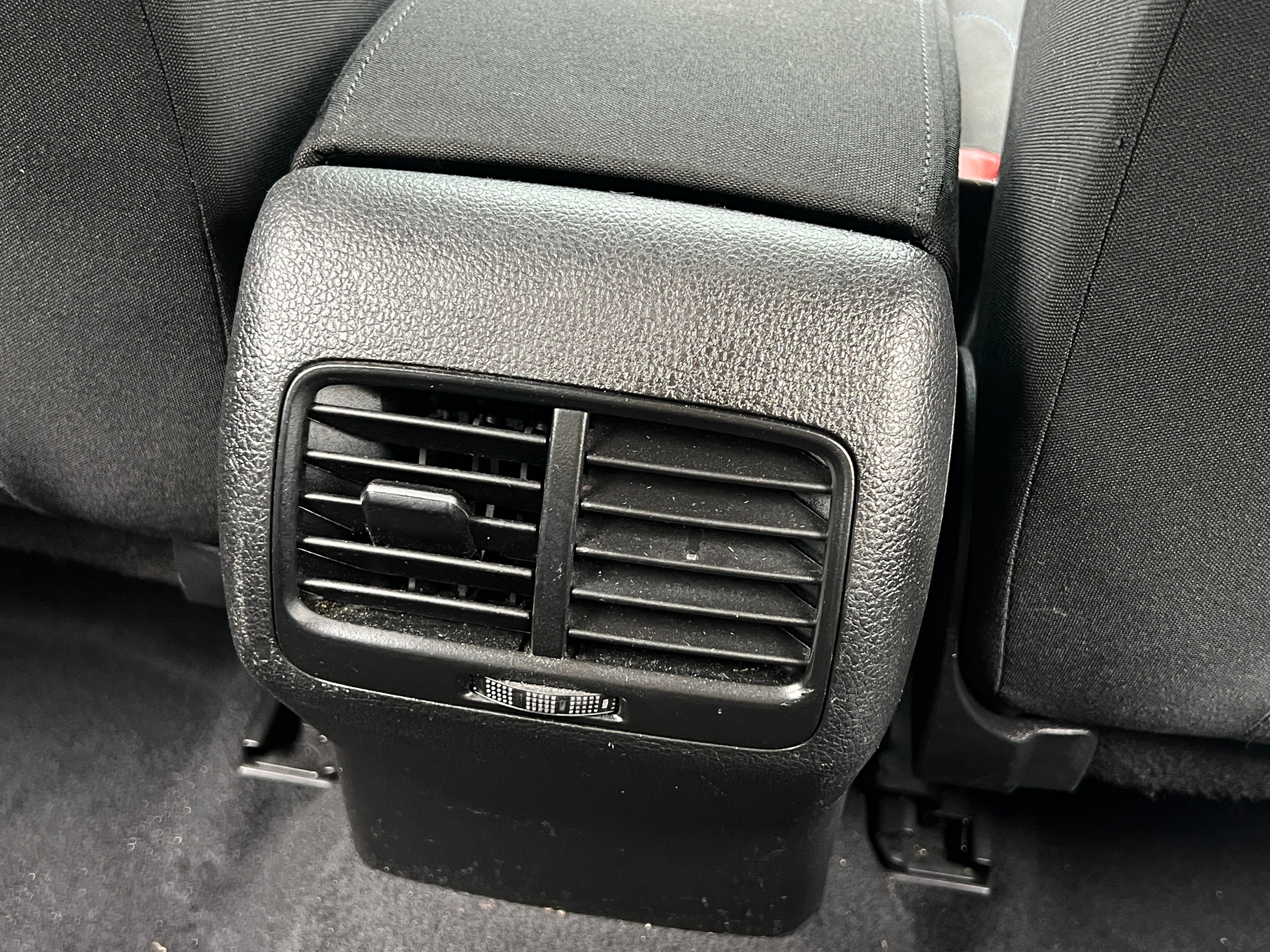 Used 2016 Volkswagen e-Golf e-Golf SE with VIN WVWKP7AU9GW914947 for sale in Auburn, WA