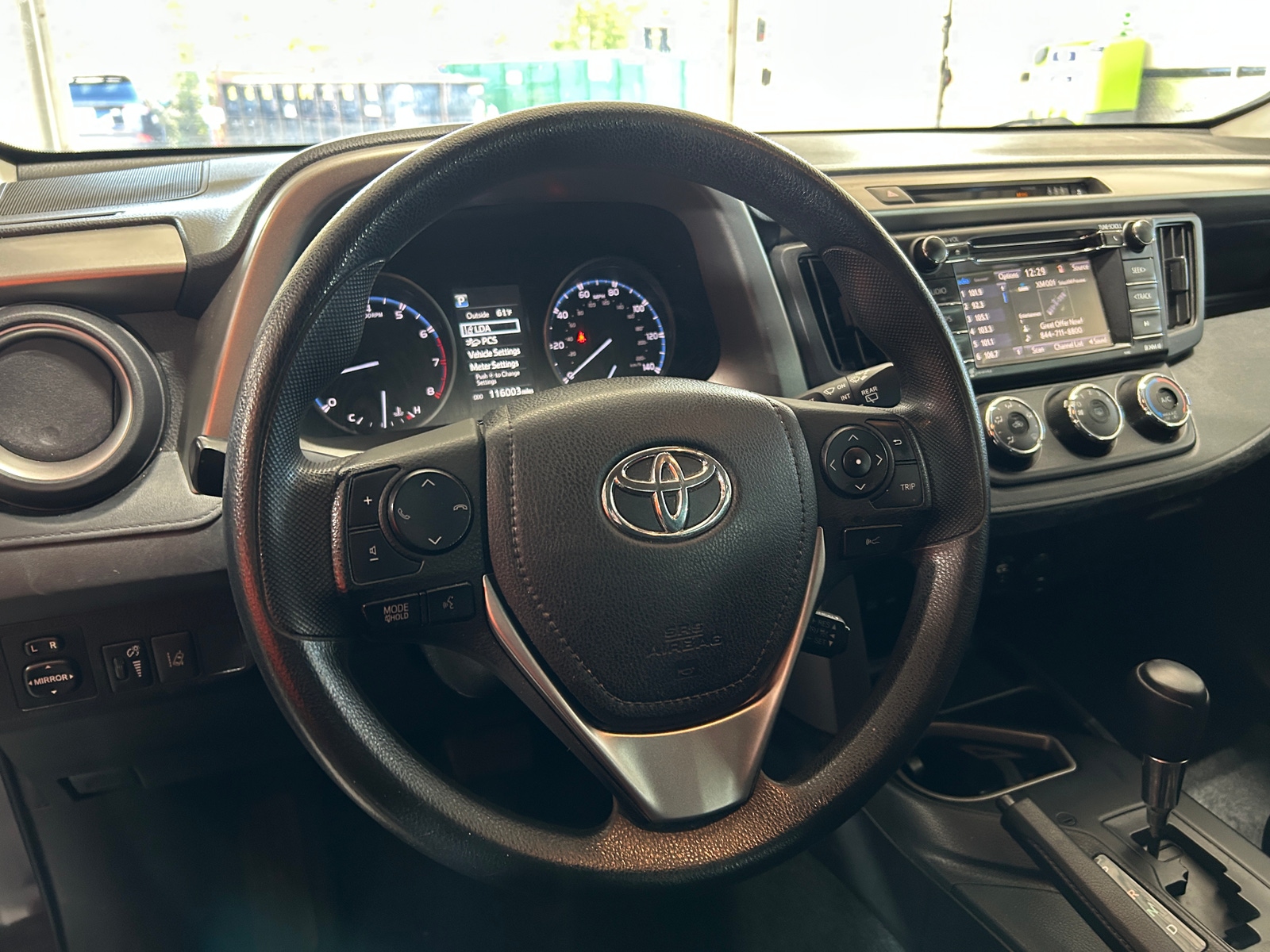 Thumbnail: 2018 Toyota RAV4 - 5