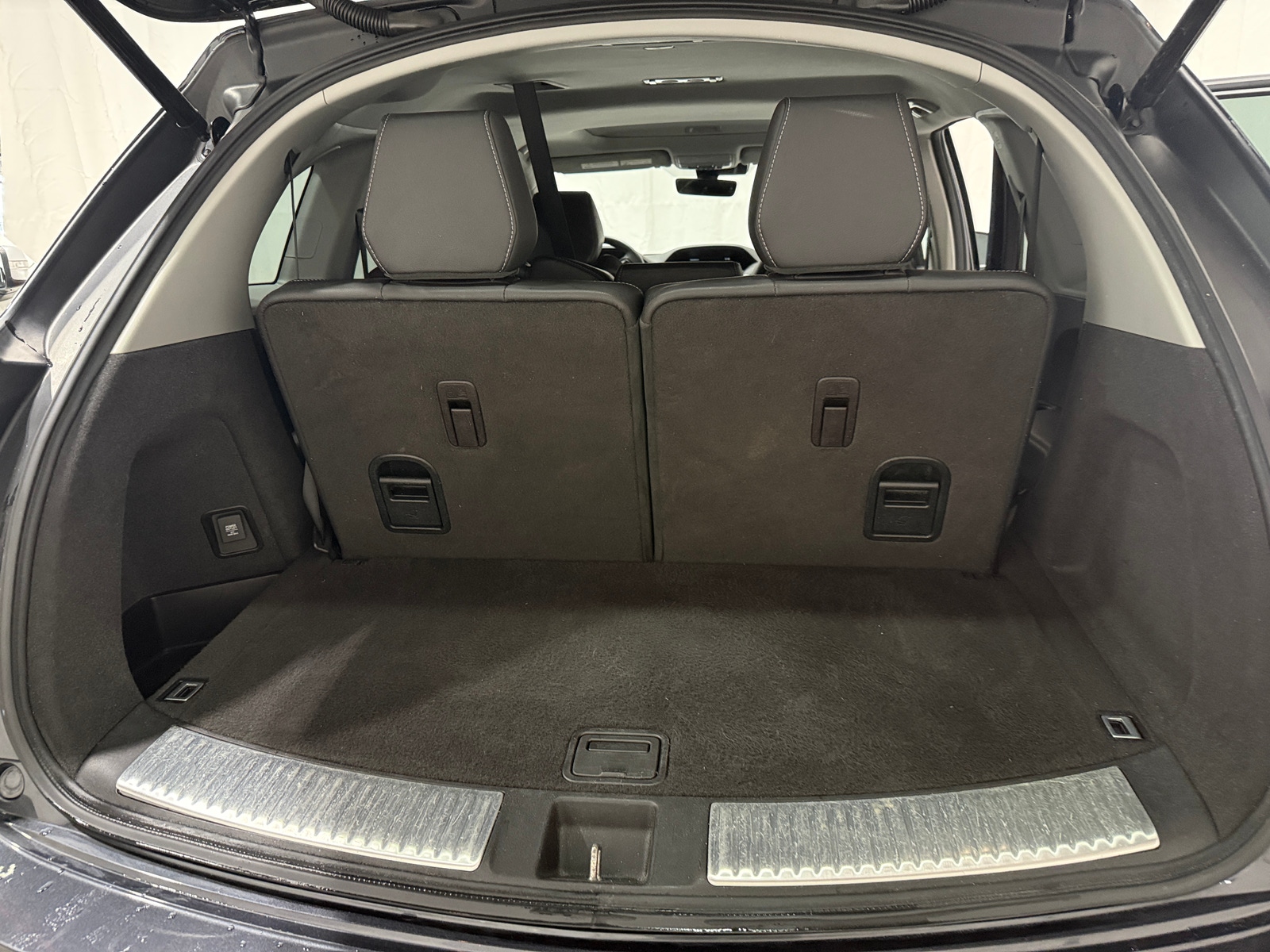 Thumbnail: 2019 Acura MDX - 6