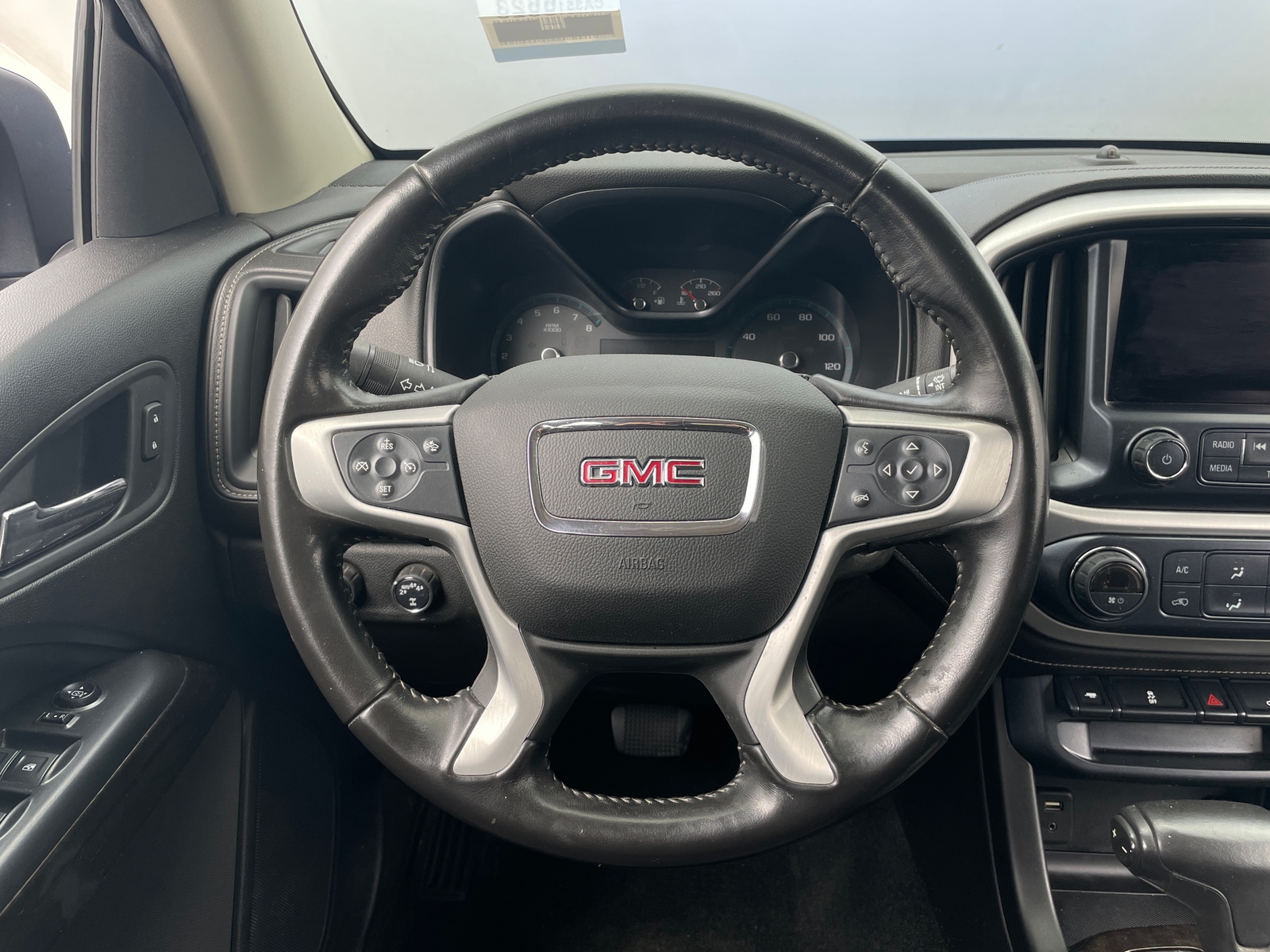 Thumbnail: 2018 GMC Canyon - 5