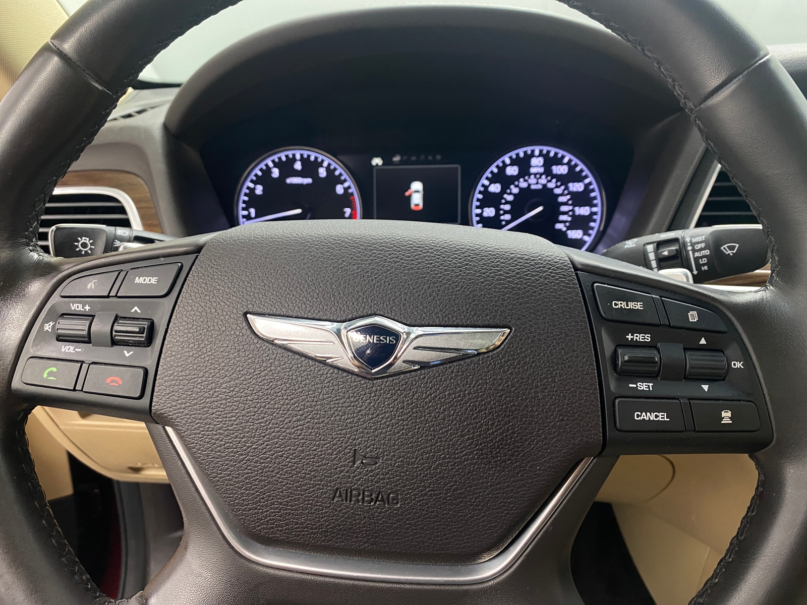 Thumbnail: 2017 Genesis G80 - 4