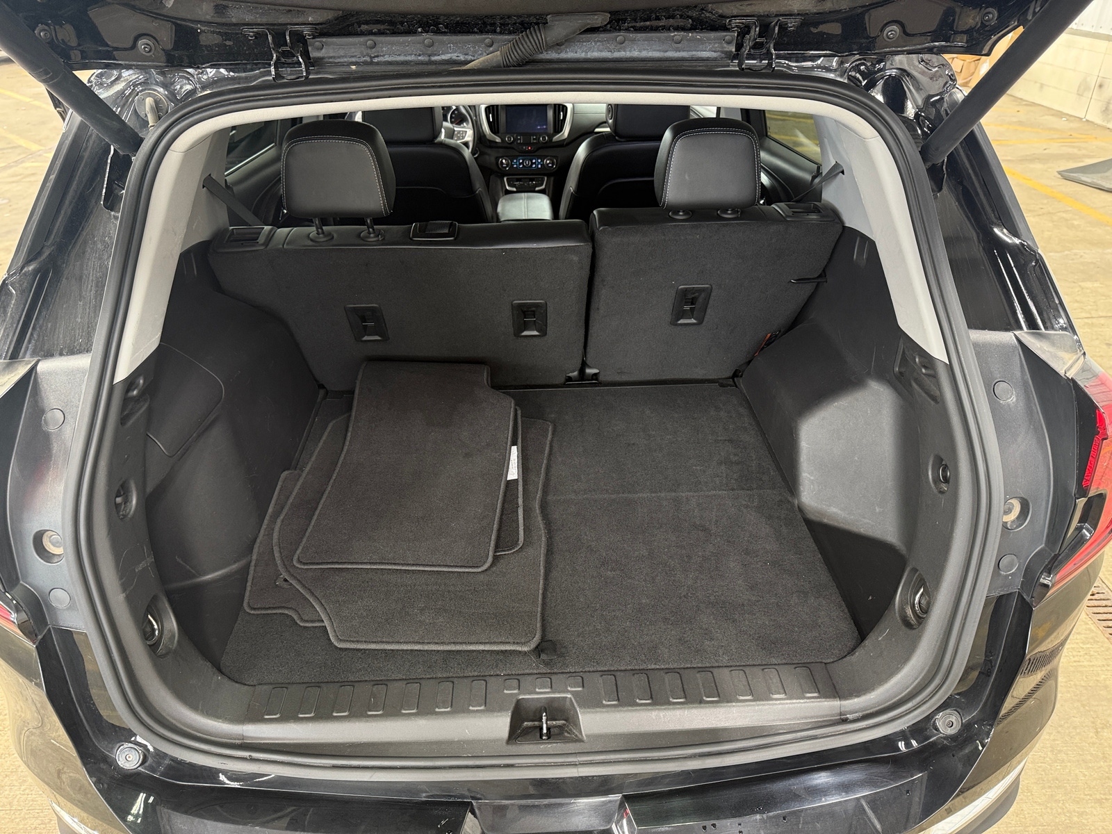 Thumbnail: 2024 GMC Terrain - 6