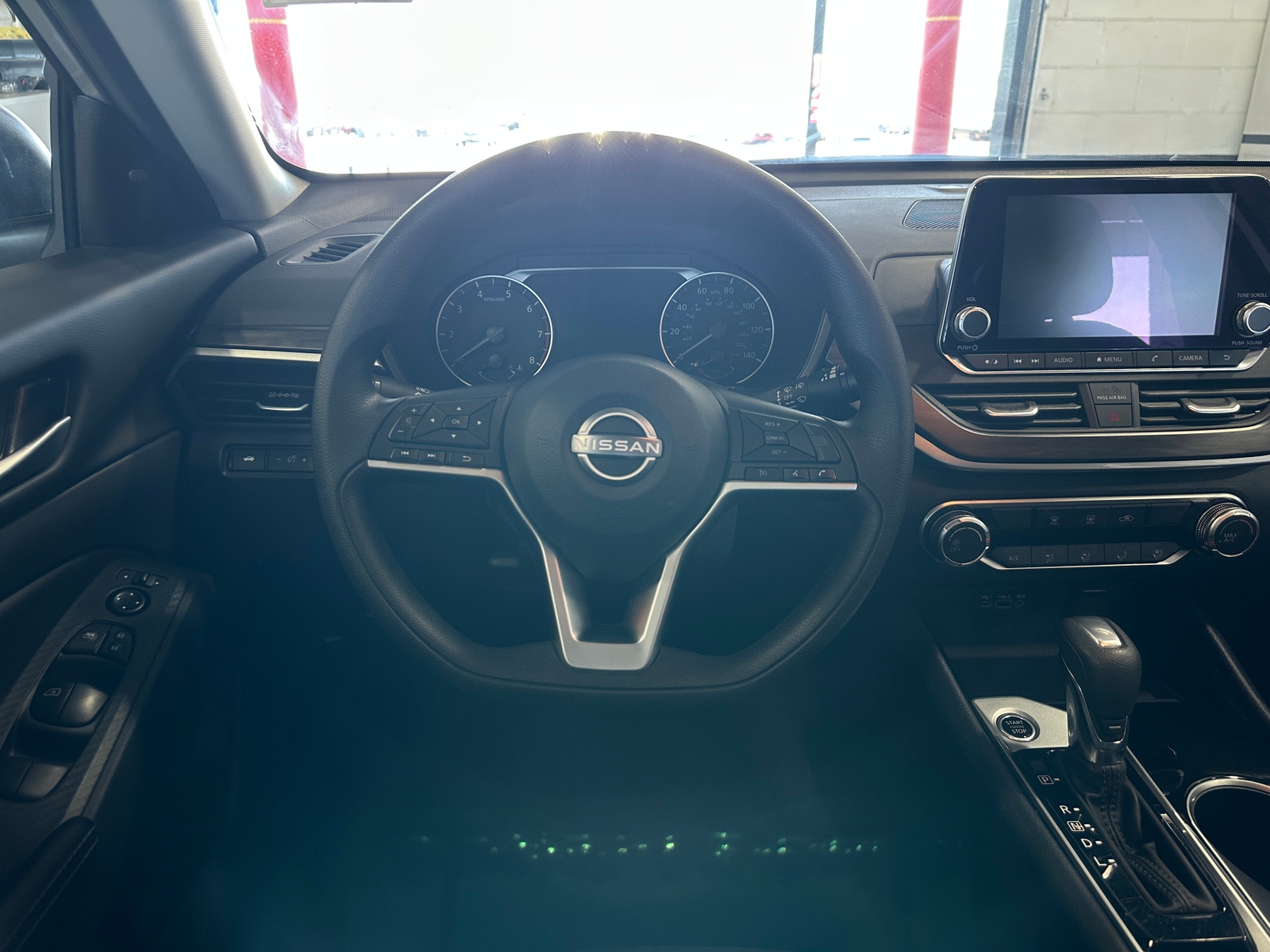 Thumbnail: 2024 Nissan Altima - 5