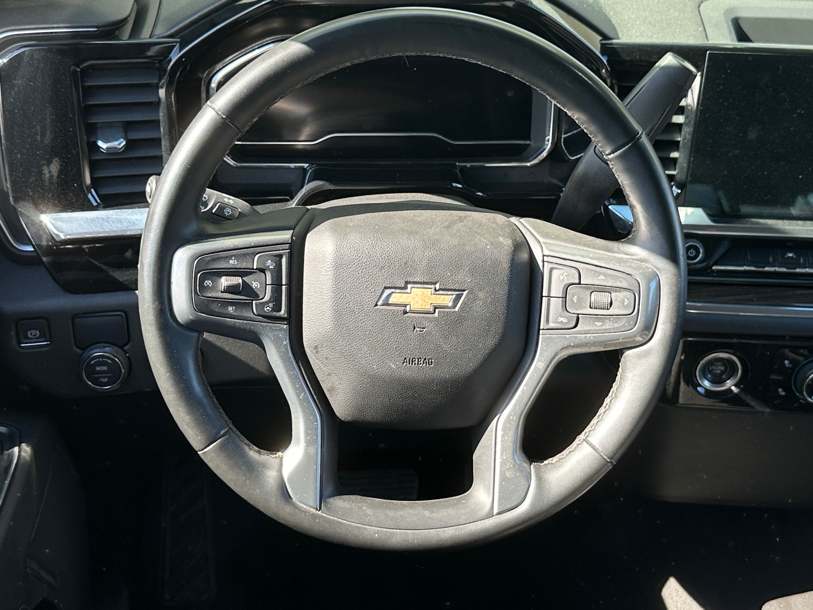 Thumbnail: 2024 Chevrolet Silverado 1500 - 5