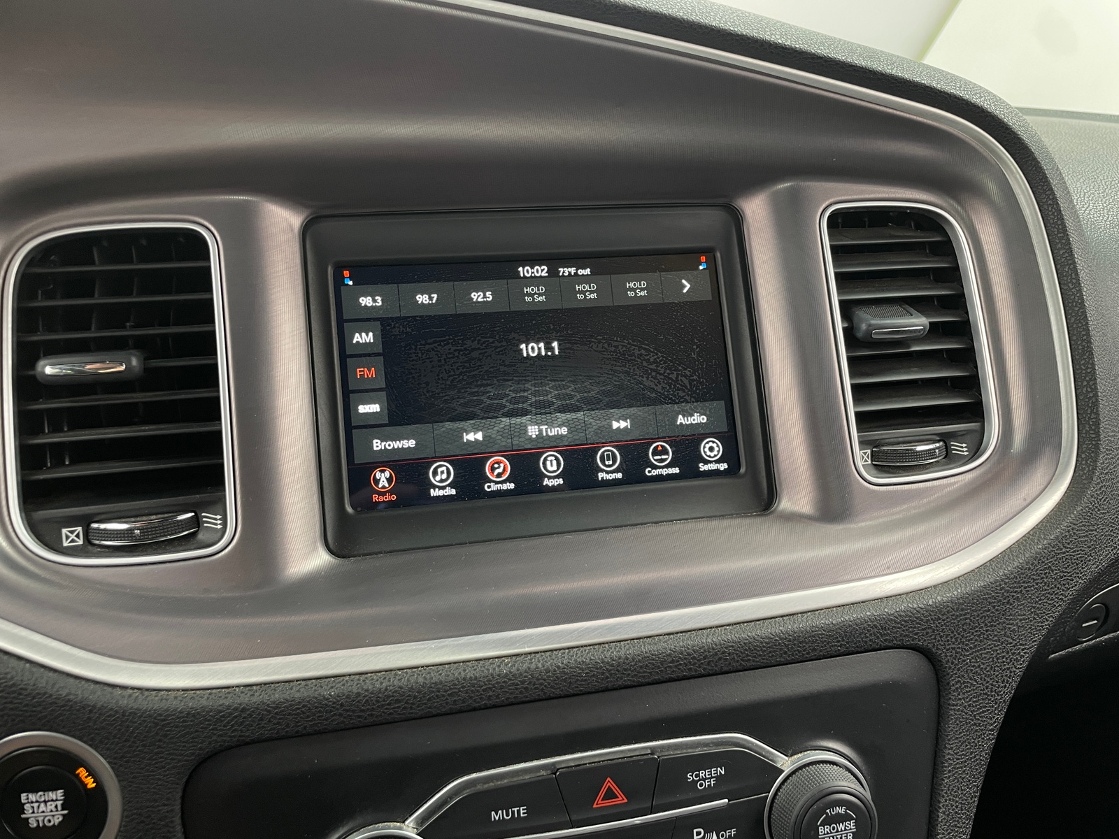 Thumbnail: 2022 Dodge Charger - 4