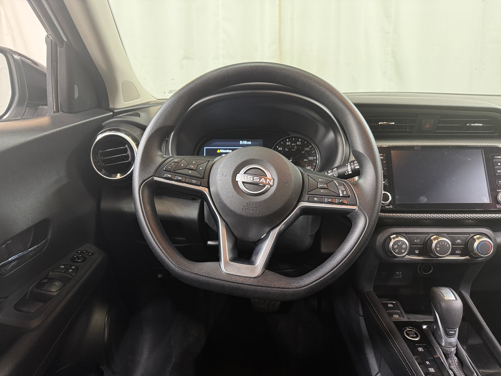 Thumbnail: 2023 Nissan Kicks - 5