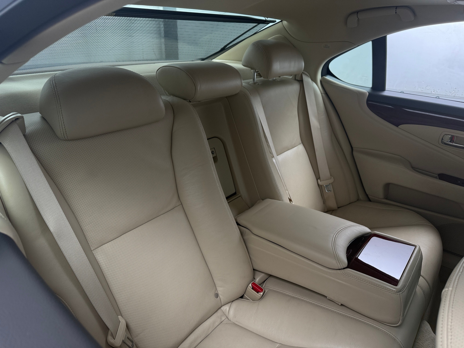 Thumbnail: 2012 Lexus LS - 5