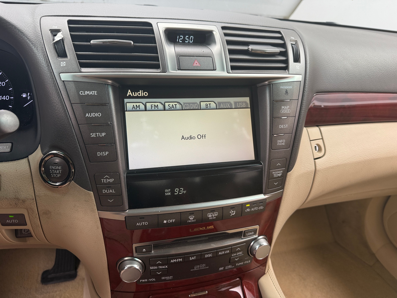 Thumbnail: 2012 Lexus LS - 3