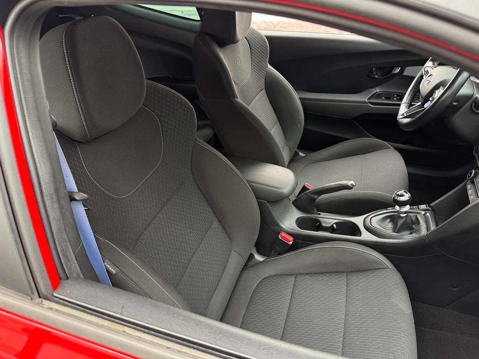 Thumbnail: 2020 Hyundai Veloster - 2