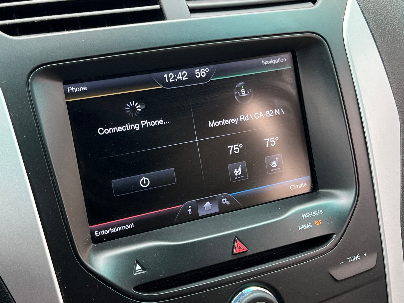 Thumbnail: 2015 Ford Explorer - 4