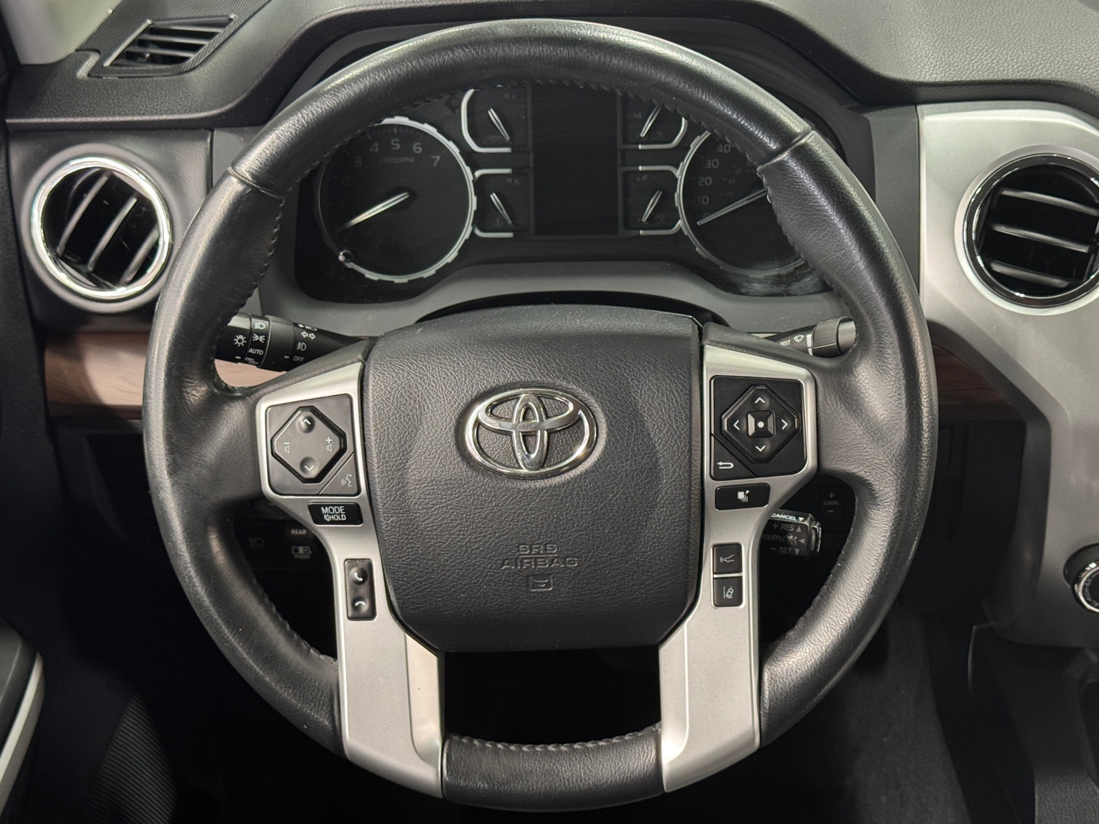 Thumbnail: 2018 Toyota Tundra - 4