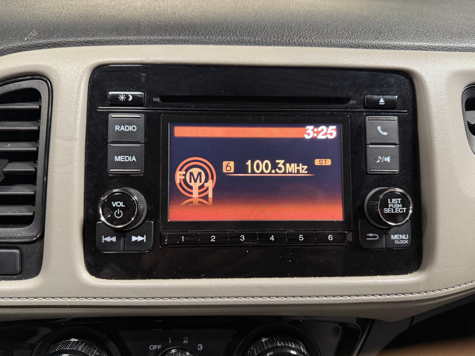 Thumbnail: 2020 Honda HR-V - 4