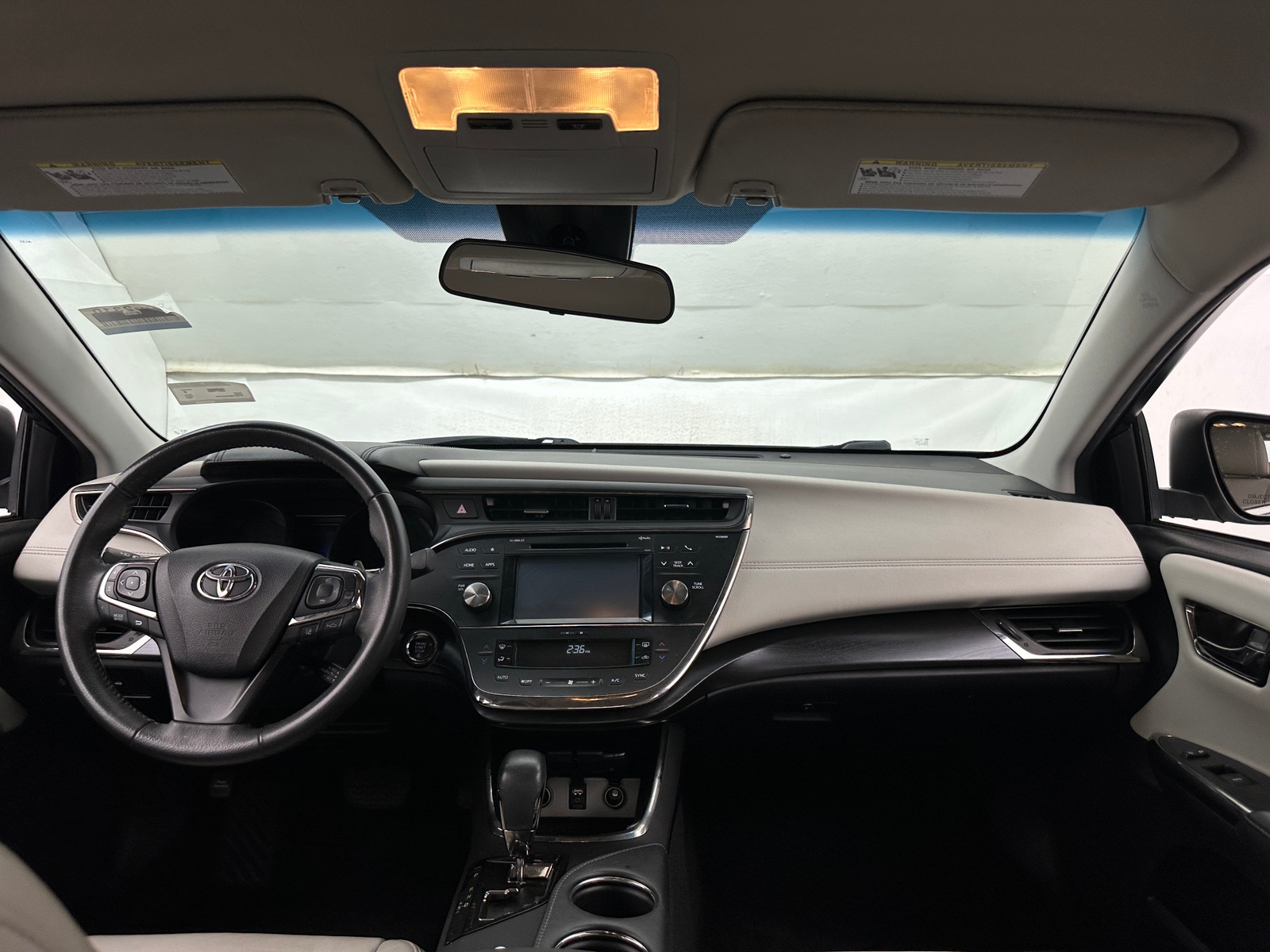 Thumbnail: 2017 Toyota Avalon - 2