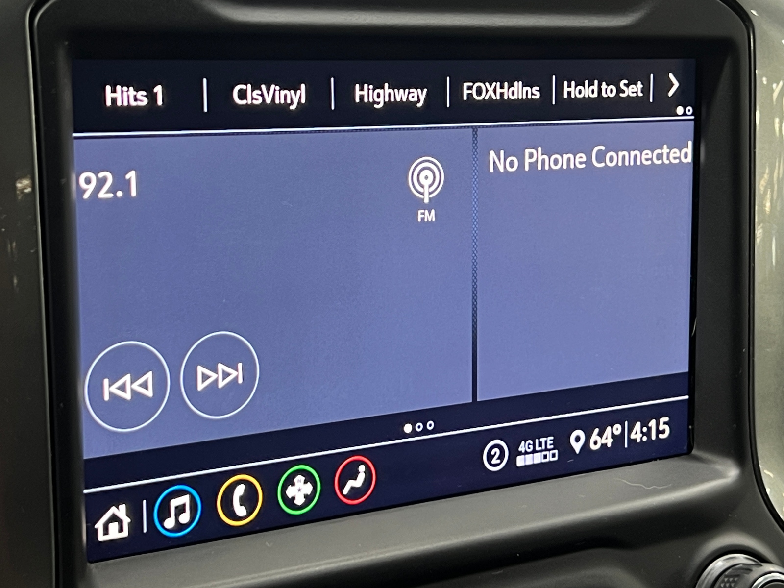 Thumbnail: 2020 Chevrolet Silverado 1500 - 3