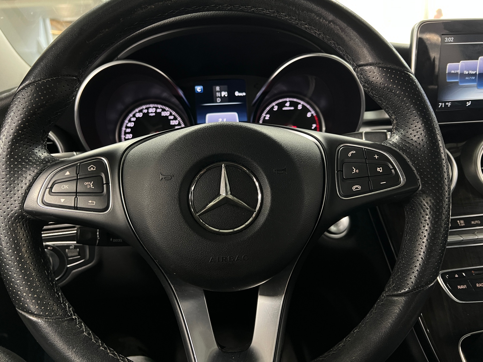 Thumbnail: 2017 Mercedes-Benz C-Class - 4