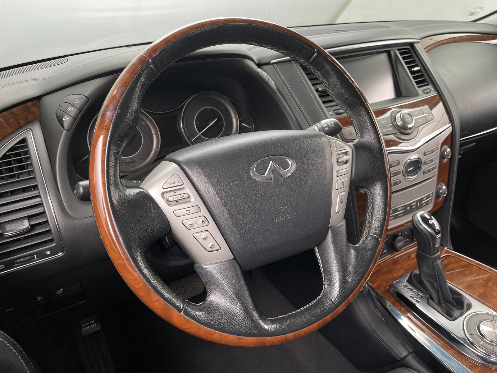 Thumbnail: 2018 INFINITI QX80 - 4