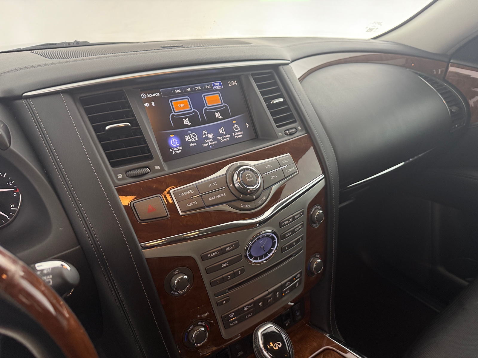 Thumbnail: 2018 INFINITI QX80 - 3