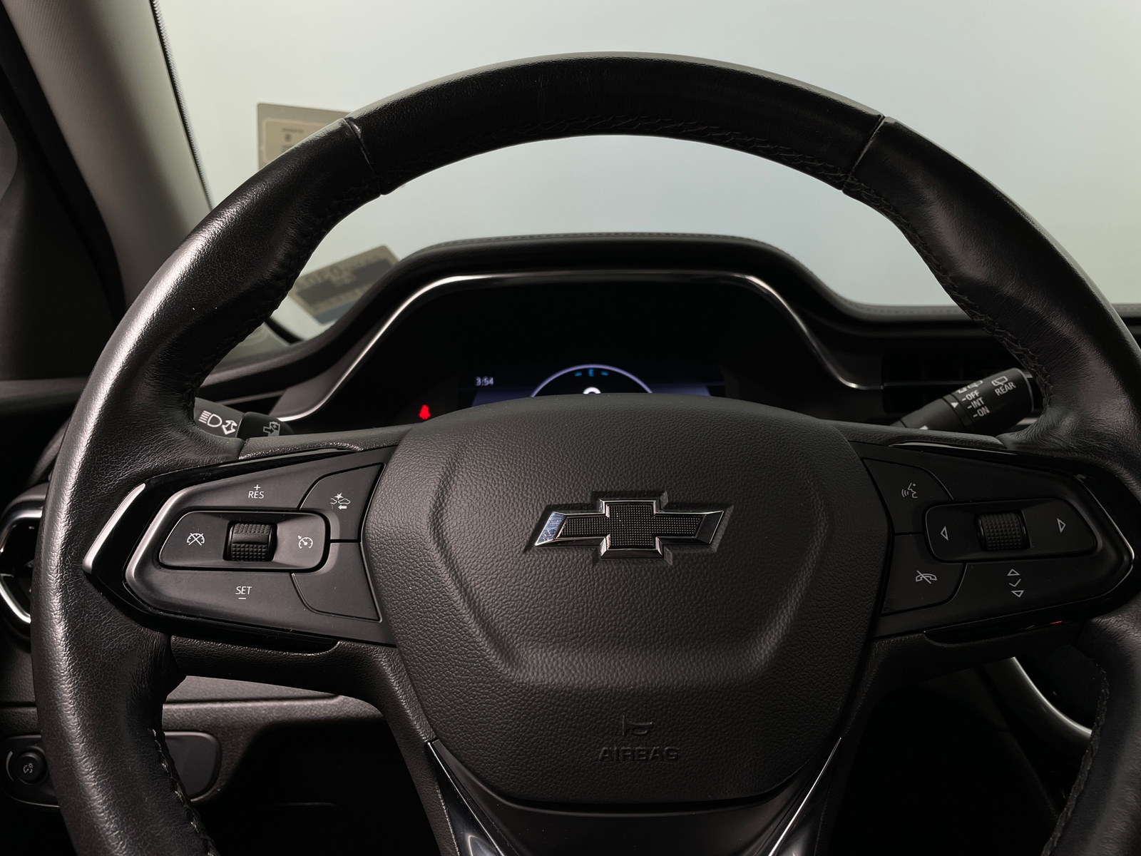 Thumbnail: 2023 Chevrolet Bolt EUV - 5