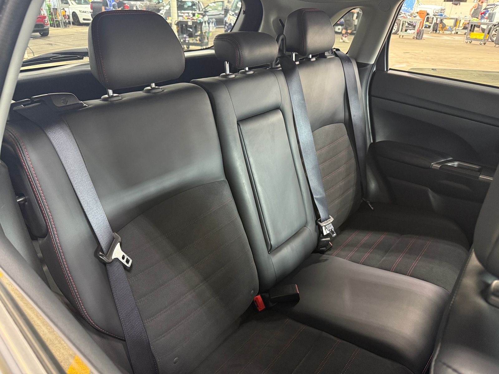 Thumbnail: 2024 Mitsubishi Outlander Sport - 6