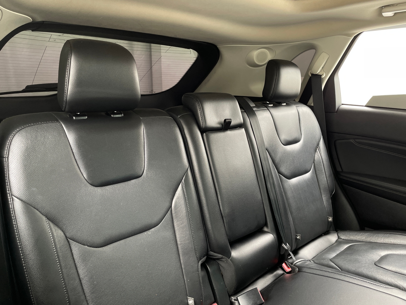 Thumbnail: 2019 Ford Edge - 5