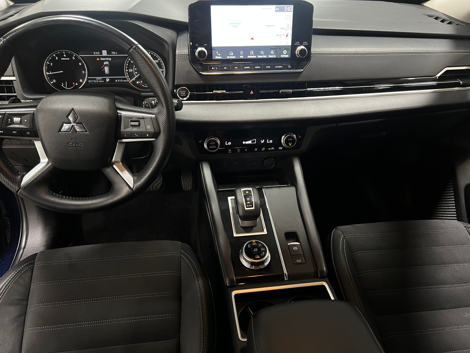 Thumbnail: 2022 Mitsubishi Outlander - 2