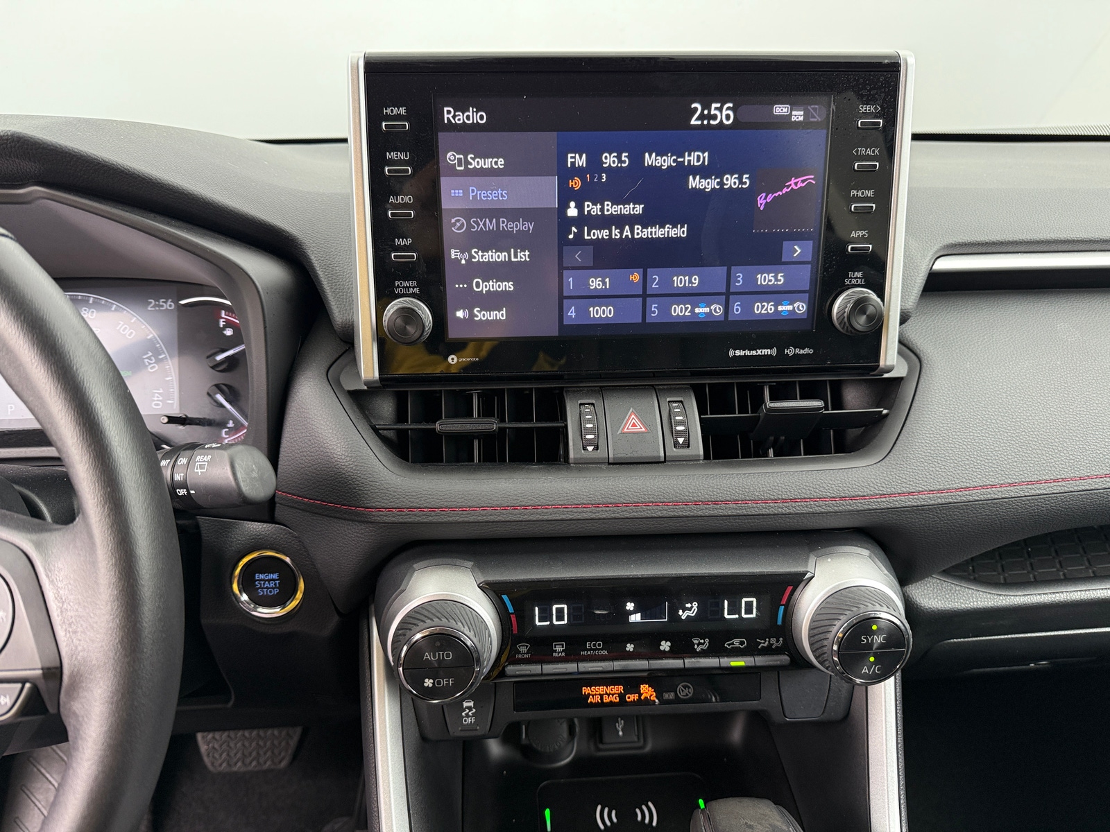 Thumbnail: 2022 Toyota RAV4 - 3