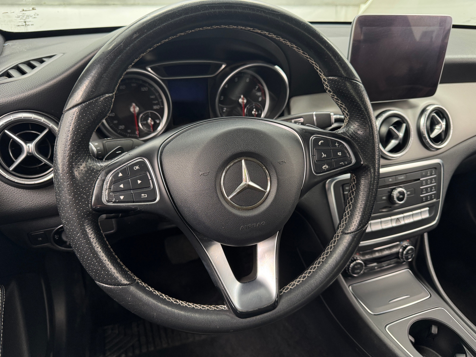 Thumbnail: 2018 Mercedes-Benz CLA - 4