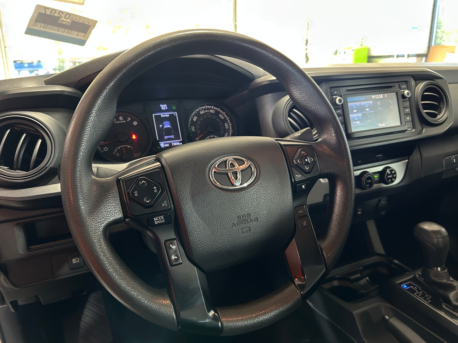 Thumbnail: 2018 Toyota Tacoma - 5