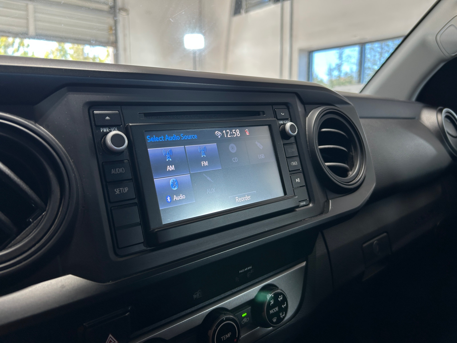 Thumbnail: 2018 Toyota Tacoma - 4