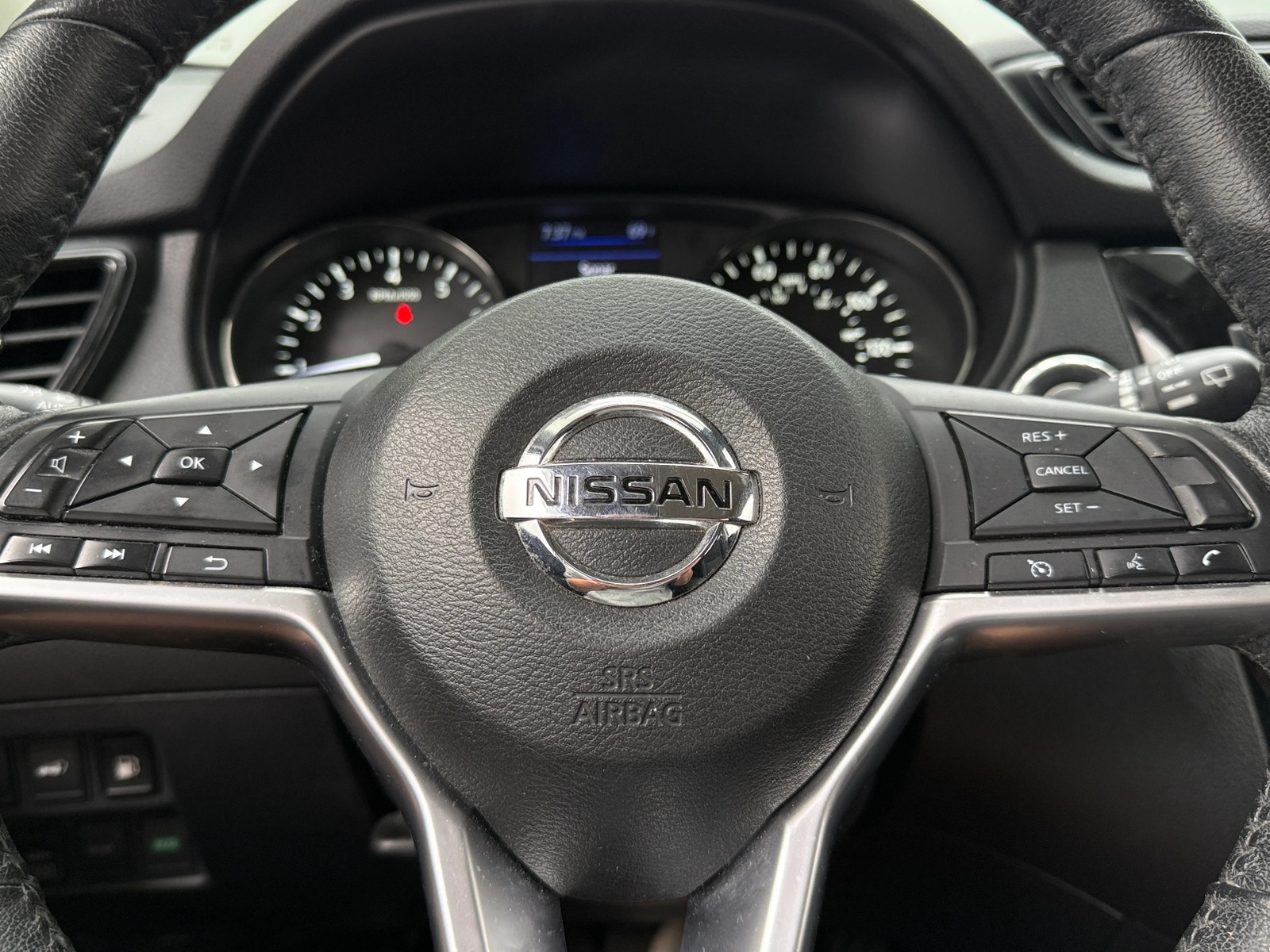 Thumbnail: 2019 Nissan Rogue - 5