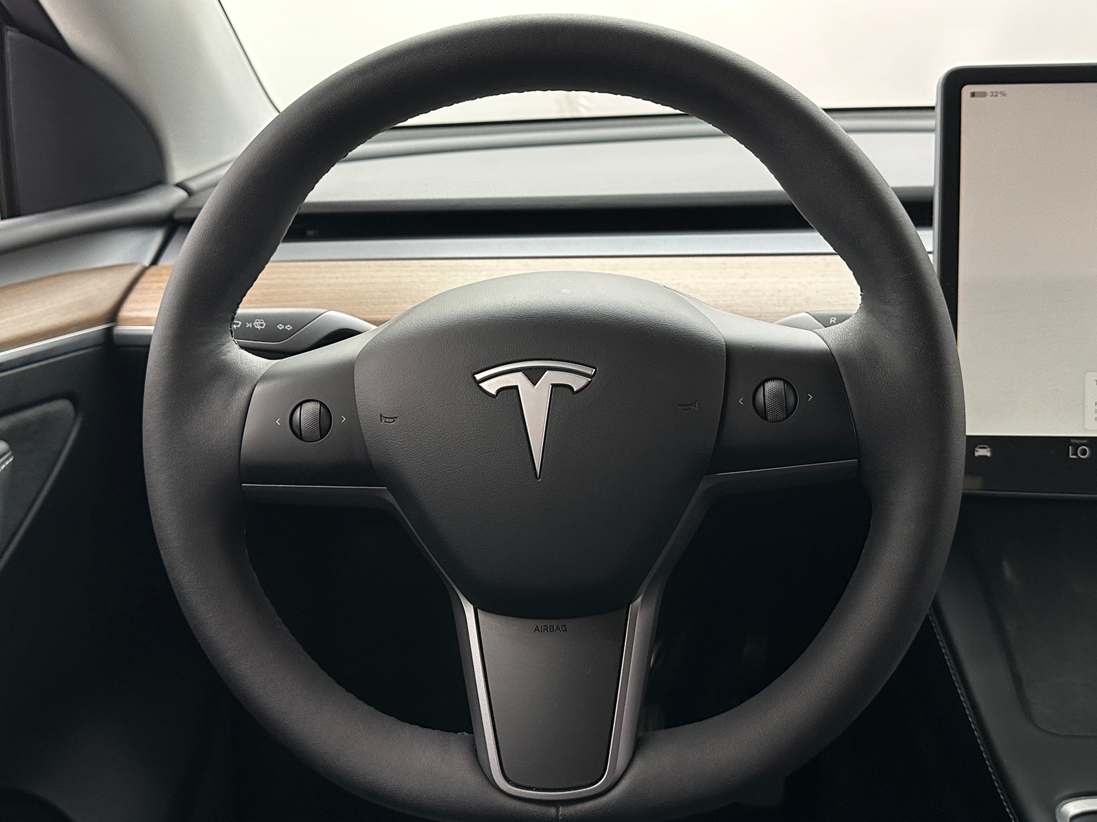 Thumbnail: 2022 Tesla Model Y - 3