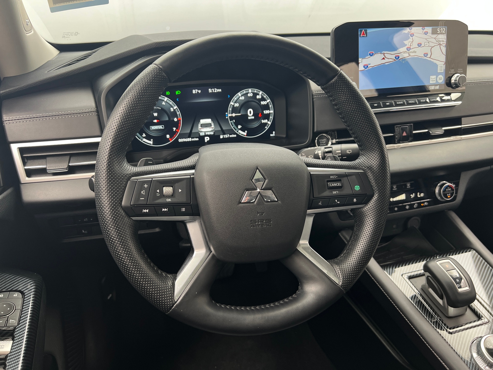 Thumbnail: 2024 Mitsubishi Outlander - 4