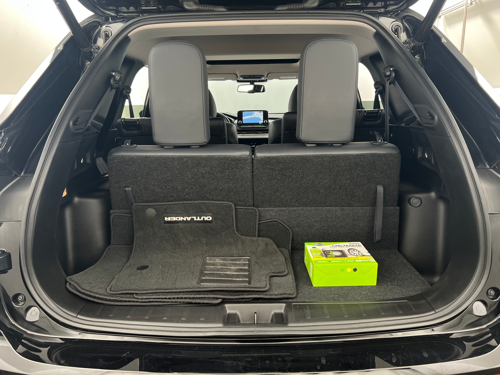 Thumbnail: 2024 Mitsubishi Outlander - 6