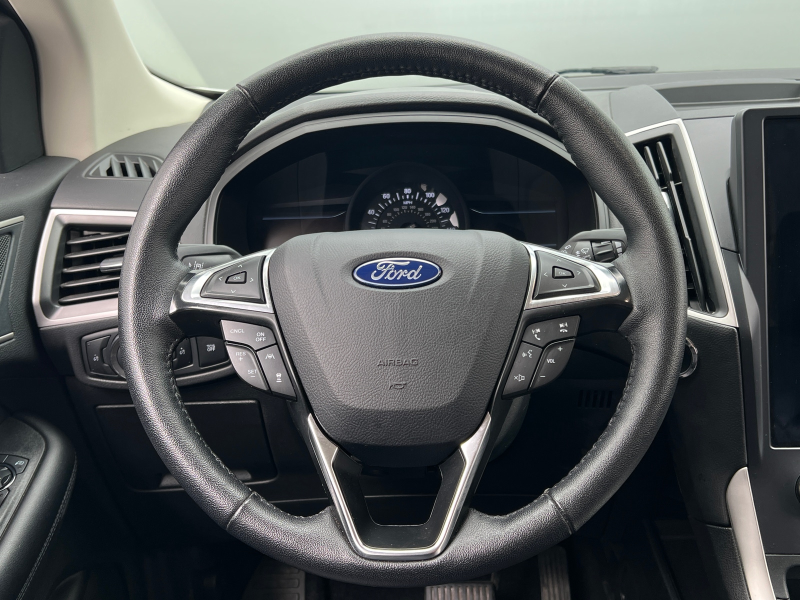 Thumbnail: 2024 Ford Edge - 4