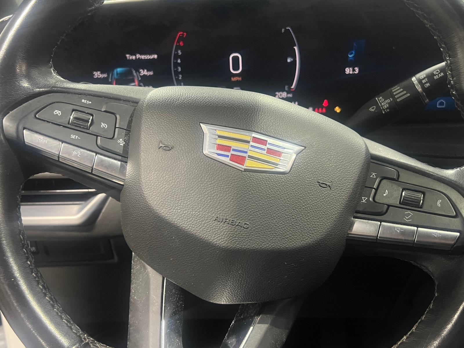 Thumbnail: 2024 Cadillac XT4 - 4