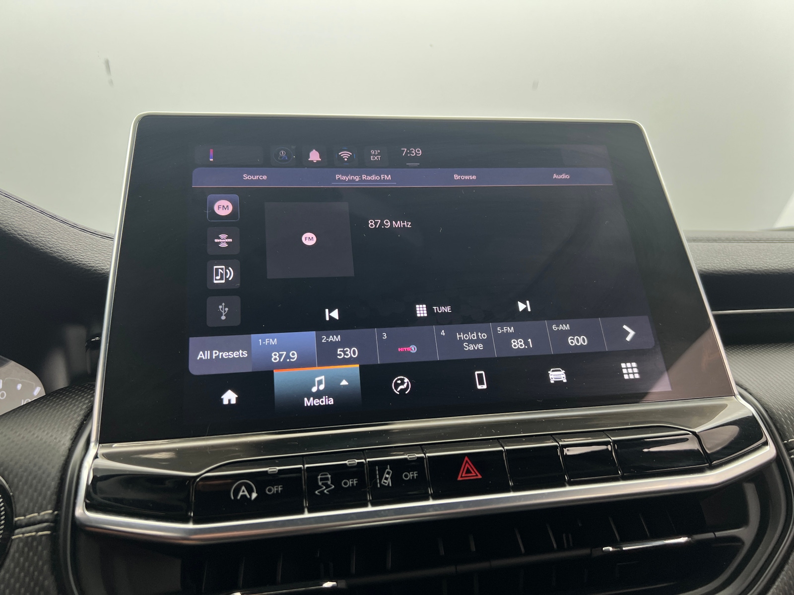 Thumbnail: 2024 Jeep Compass - 4