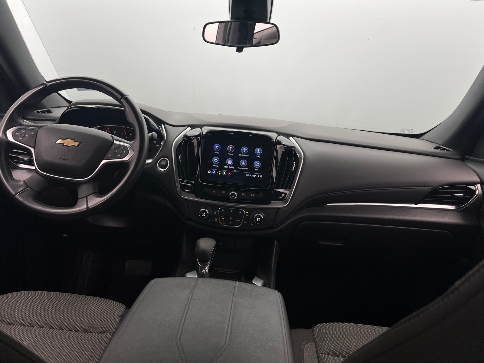 Thumbnail: 2022 Chevrolet Traverse - 3