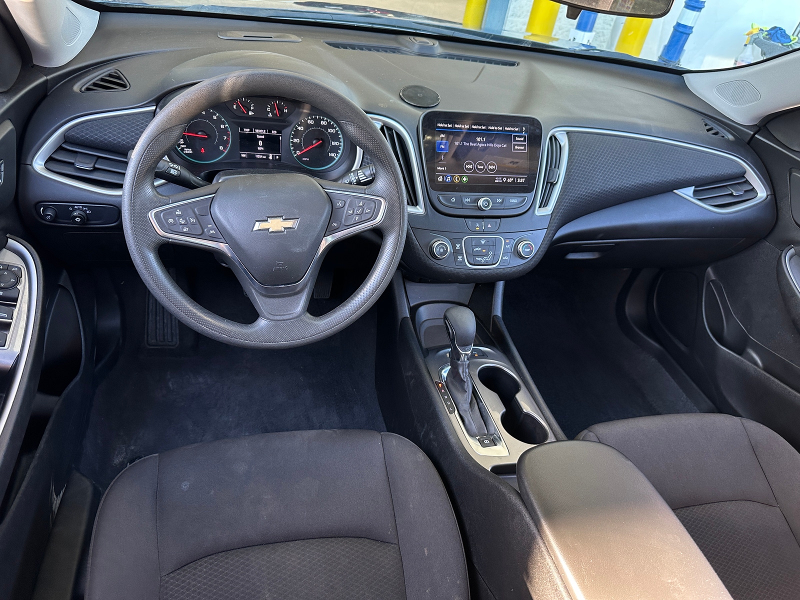 Thumbnail: 2025 Chevrolet Malibu - 3