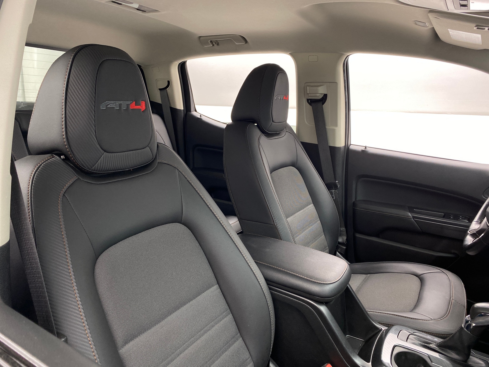 Thumbnail: 2022 GMC Canyon - 2