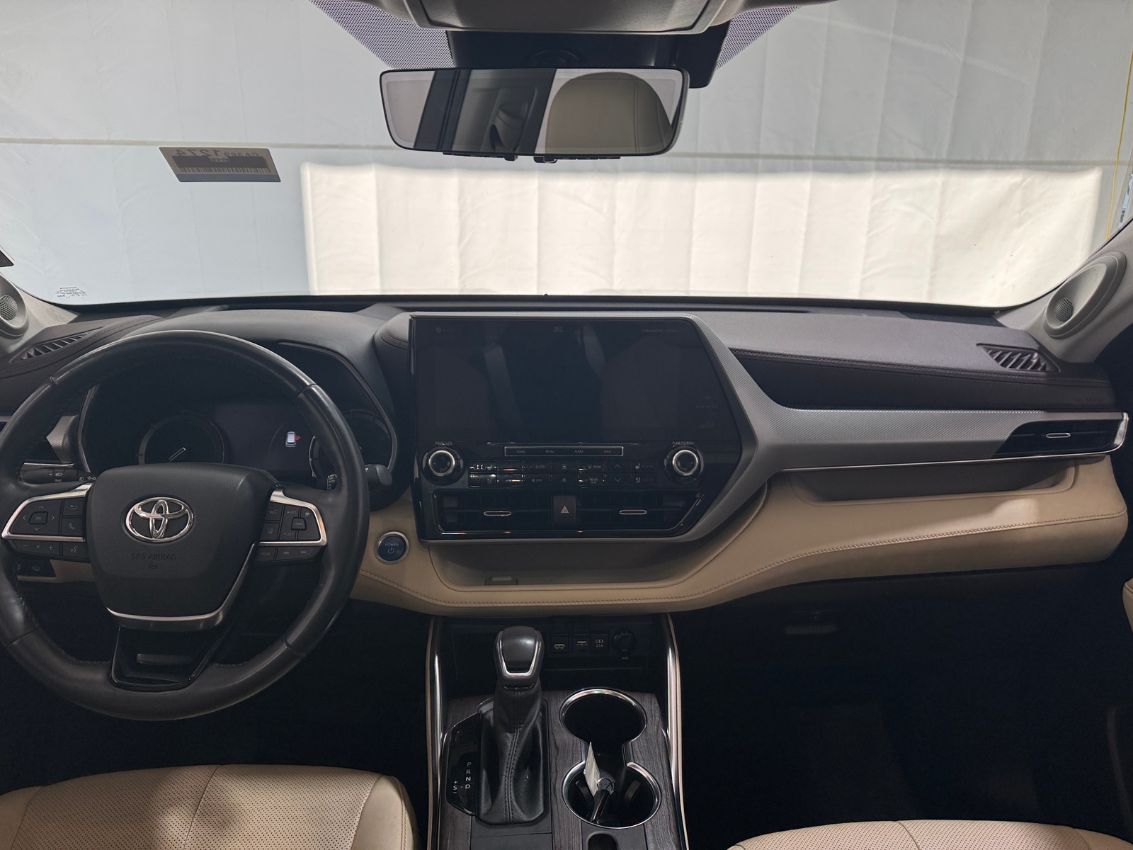 Thumbnail: 2021 Toyota Highlander - 2