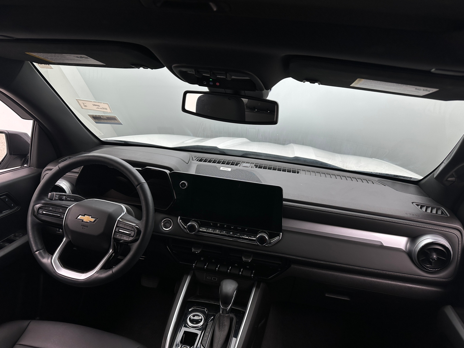 Thumbnail: 2024 Chevrolet Colorado - 3