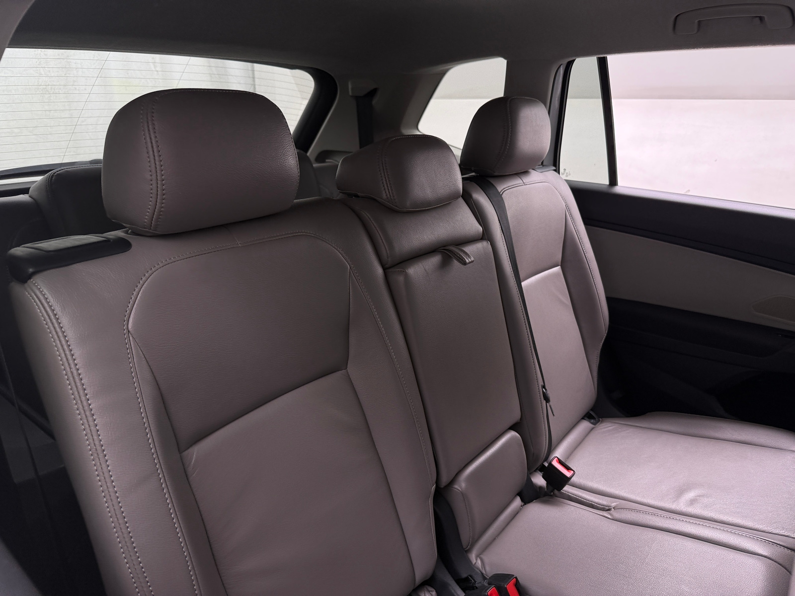 Thumbnail: 2021 Volkswagen Tiguan - 5