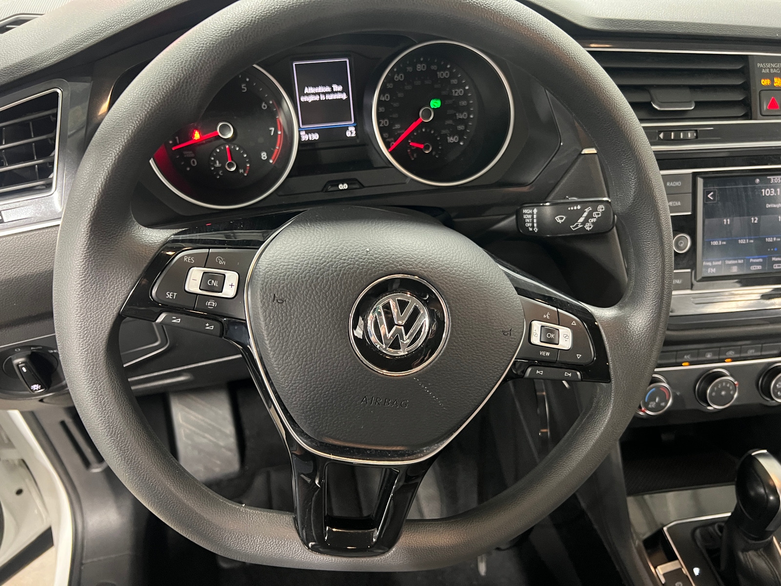Thumbnail: 2021 Volkswagen Tiguan - 4