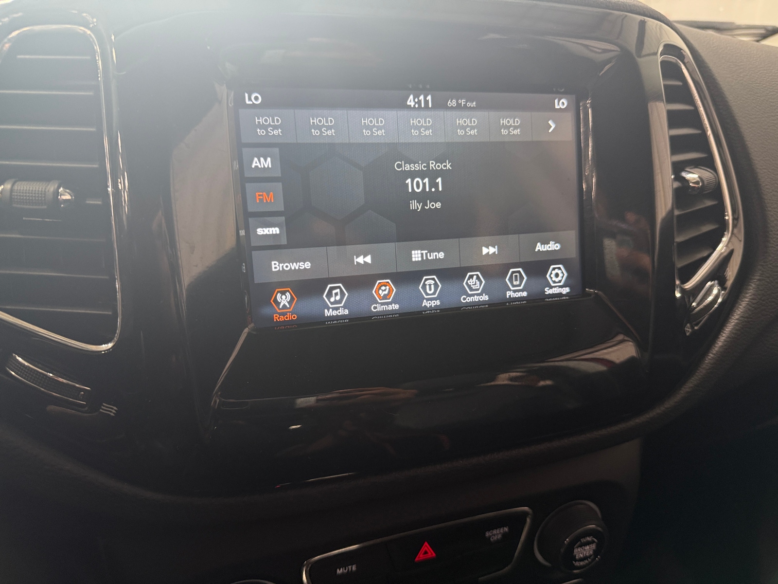 Thumbnail: 2020 Jeep Compass - 4